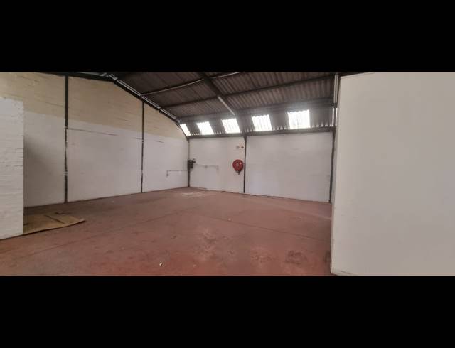 170M² WAREHOUSE TO LET IN AIRPORT INDUSTRIA